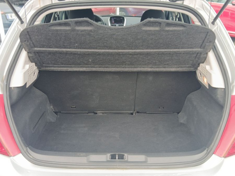 Photo 16 de l'offre de PEUGEOT 207 1.4 HDI 68 ACTIVE 5P GPS CLIM Auto Pack Urbain Distri Neuve 1ère Main à 6990€ chez Mérignac auto