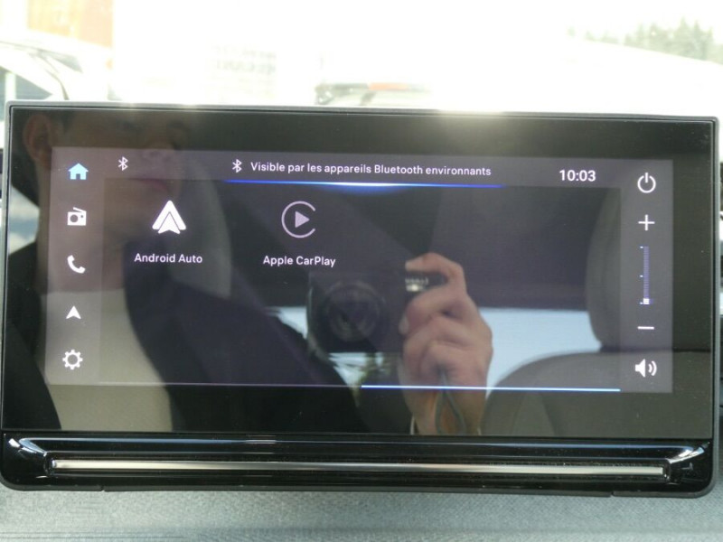 Photo 8 de l'offre de CITROEN C3 NEW 1.2 PureTech 100 BVM6 MAX GPS Camera à 18250€ chez Mérignac auto