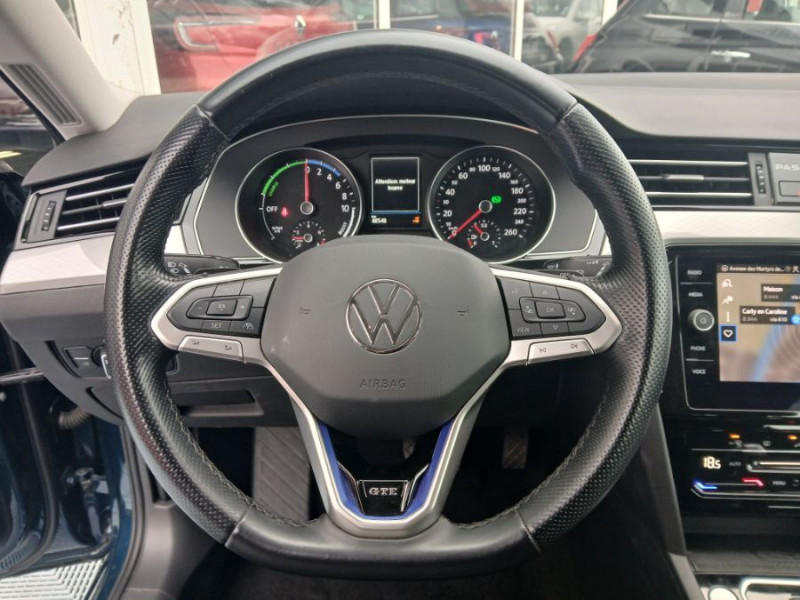 Photo 13 de l'offre de VOLKSWAGEN PASSAT SW VIII 1.4 TSI 218 HYBRID Rechargeable GTE 1ère Main Suivi à 26450€ chez Mérignac auto