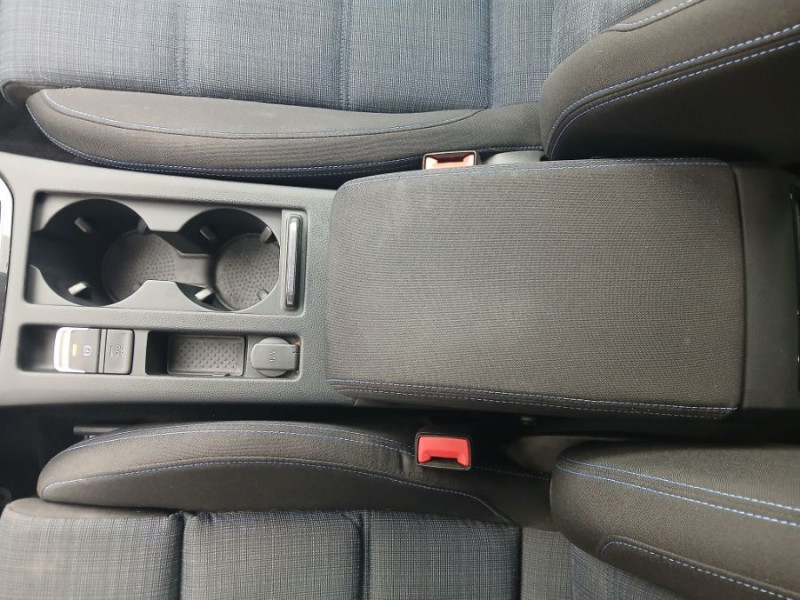 Photo 33 de l'offre de VOLKSWAGEN PASSAT SW VIII 1.4 TSI 218 HYBRID Rechargeable GTE 1ère Main Suivi à 26450€ chez Mérignac auto