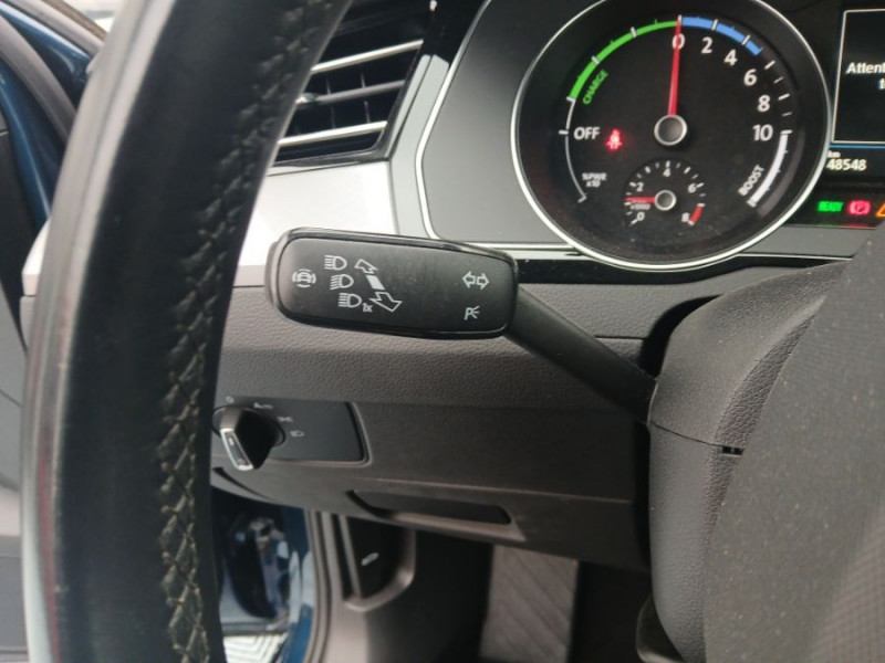 Photo 22 de l'offre de VOLKSWAGEN PASSAT SW VIII 1.4 TSI 218 HYBRID Rechargeable GTE 1ère Main Suivi à 26450€ chez Mérignac auto