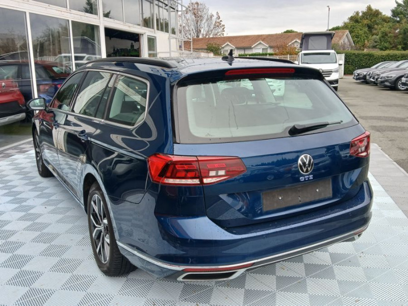 Photo 9 de l'offre de VOLKSWAGEN PASSAT SW VIII 1.4 TSI 218 HYBRID Rechargeable GTE 1ère Main Suivi à 26450€ chez Mérignac auto