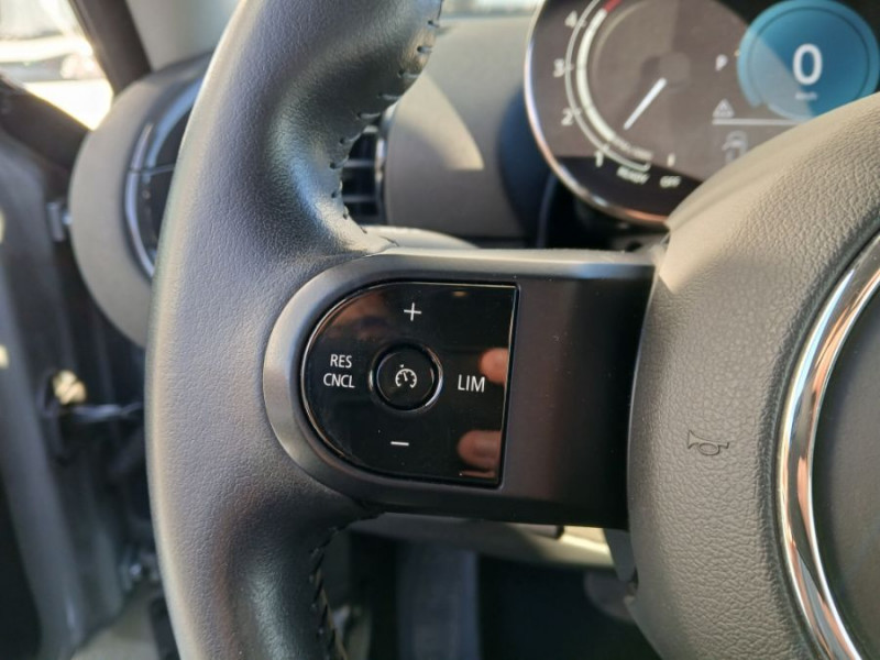 Photo 18 de l'offre de MINI CLUBMAN III ONE D 116 BVA Nv GPS LED CarPlay Clim Auto 1ère Main à 21950€ chez Mérignac auto