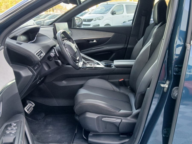 Photo 10 de l'offre de PEUGEOT 3008 II (2) 1.5 BlueHDi 130 EAT8 GT Camera ACC ADML à 27450€ chez Mérignac auto