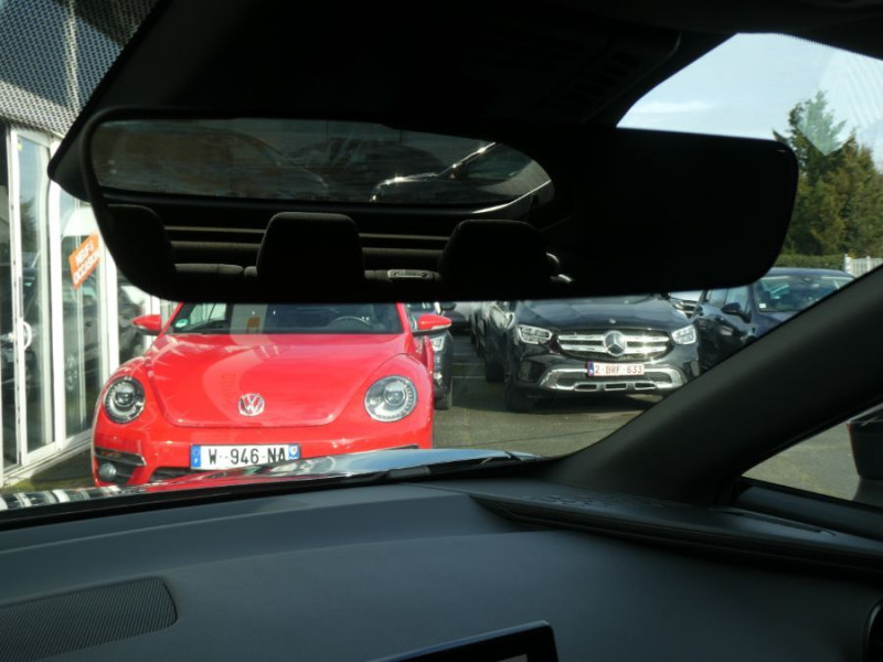 Photo 30 de l'offre de TOYOTA C-HR II 1.8 HYBRIDE 140 CVT 2WD DESIGN GPS 12.3 Camera JA18 Diam. Induction à 30850€ chez Mérignac auto