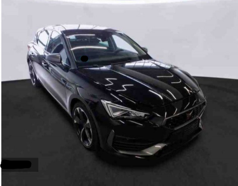 Photo 2 de l'offre de CUPRA LEON IV 1.5 TSI 150 DSG GPS Camera JA18 SC Key Less à 27950€ chez Mérignac auto