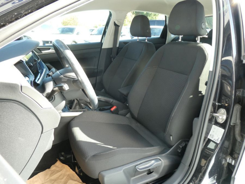Photo 5 de l'offre de VOLKSWAGEN POLO VI 1.6 TDI 95 CONFORTLINE GPS Radars à 16950€ chez Mérignac auto