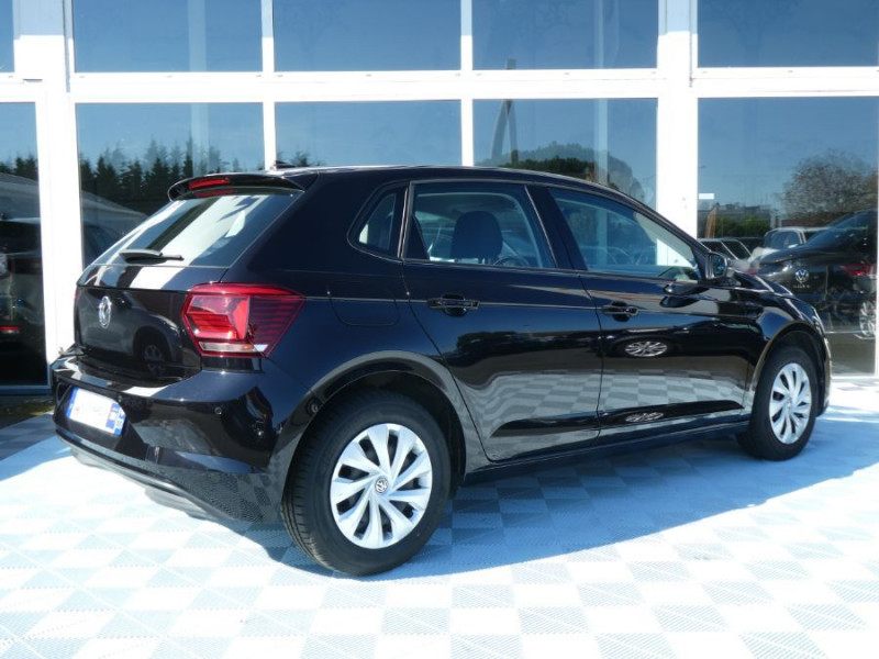 Photo 10 de l'offre de VOLKSWAGEN POLO VI 1.6 TDI 95 CONFORTLINE GPS Radars à 16950€ chez Mérignac auto
