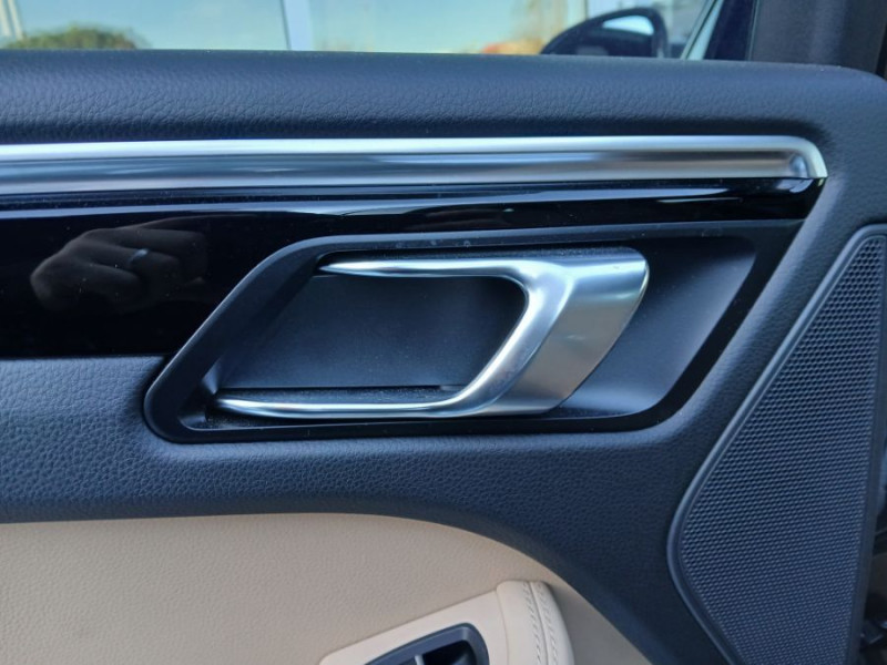 Photo 33 de l'offre de PORSCHE MACAN II 3.0 V6 S 354 PDK TOE JA19 1ère Main à 65900€ chez Mérignac auto