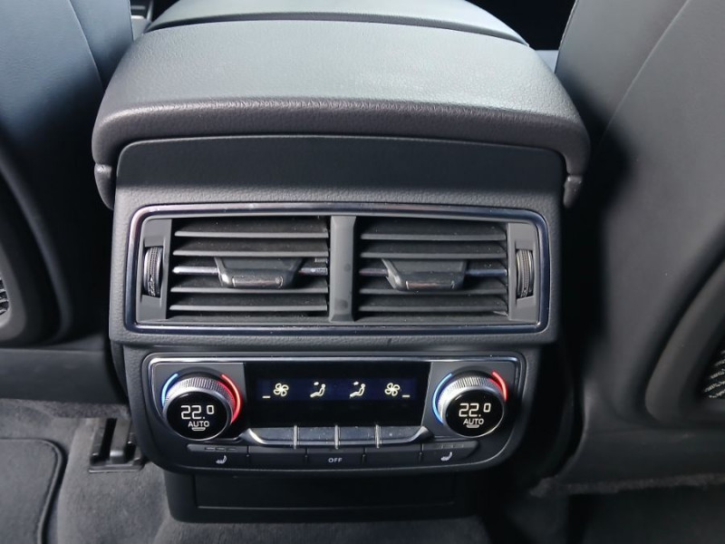 Photo 36 de l'offre de AUDI SQ7 4.0 V8 TDI 435 Tiptronic Quattro S LINE 7PL Attel. à 57500€ chez Mérignac auto