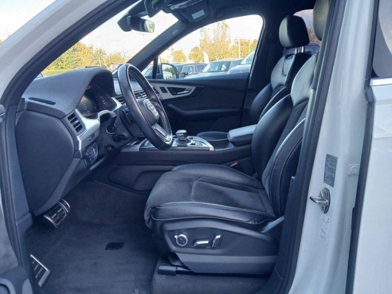 Photo 5 de l'offre de AUDI SQ7 4.0 V8 TDI 435 Tiptronic Quattro S LINE 7PL Attel. à 57500€ chez Mérignac auto