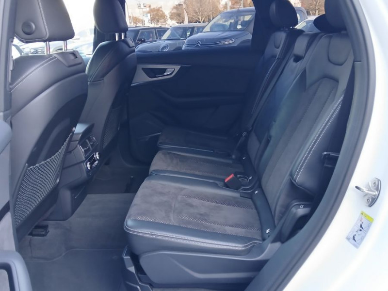 Photo 41 de l'offre de AUDI SQ7 4.0 V8 TDI 435 Tiptronic Quattro S LINE 7PL Attel. à 57500€ chez Mérignac auto