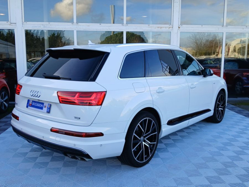 Photo 3 de l'offre de AUDI SQ7 4.0 V8 TDI 435 Tiptronic Quattro S LINE 7PL Attel. à 57500€ chez Mérignac auto