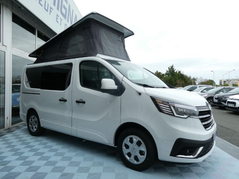 Photo 11 de l'offre de RENAULT TRAFIC VAN ANTILOPE VAN Aménagé FLEX 5 Millénium 2.0 DCi 150 BVM6 L1 5PL Attel+Pte Vélo Tout Equipé Dispo 03.26 à 59900€ chez Mérignac auto