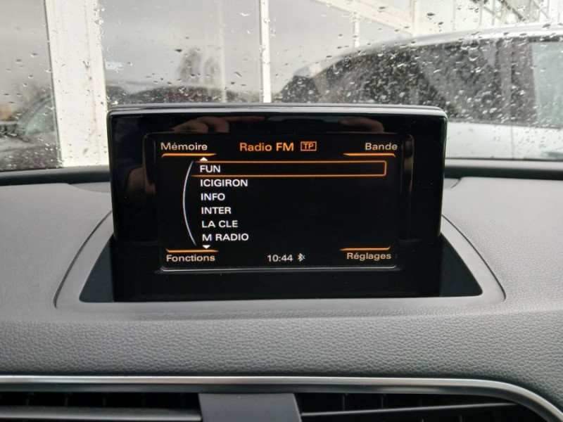 Photo 25 de l'offre de AUDI Q3 2.0 TDI 140 BVM6 AMBIENTE TOE GPS LED Radars à 13950€ chez Mérignac auto