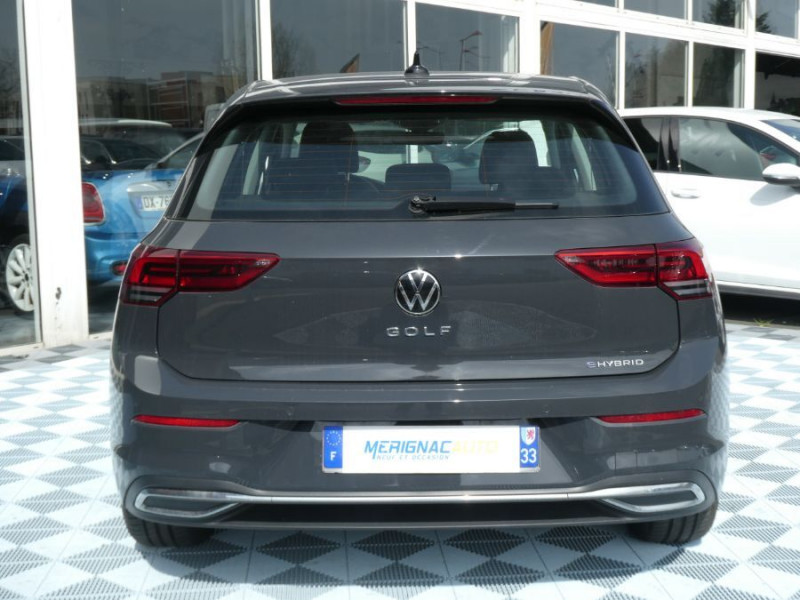 Photo 9 de l'offre de VOLKSWAGEN GOLF VIII 1.4 HYBRID 204 STYLE GPS ACC LED+ 1ère Main à 26950€ chez Mérignac auto