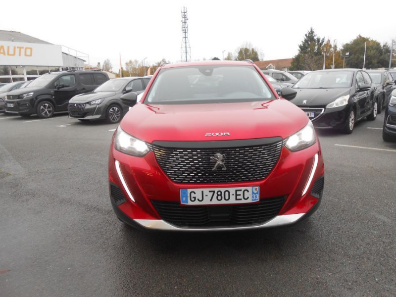 Photo 7 de l'offre de PEUGEOT 2008 II 1.2 PureTech 130 EAT8 ALLURE PACK Cockpit 3D Camera SC Attel. à 18450€ chez Mérignac auto