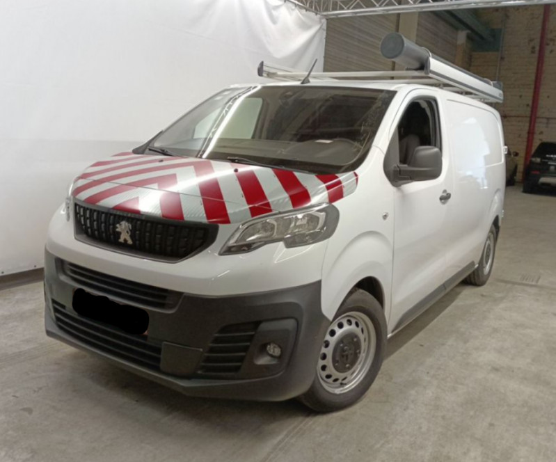 Photo 1 de l'offre de PEUGEOT EXPERT FOURGON 2.0 BlueHDi 145 EAT8 ASPHALT GPS Attel. Galerie 1ère Main 26450.H.T à 26450€ chez Mérignac auto