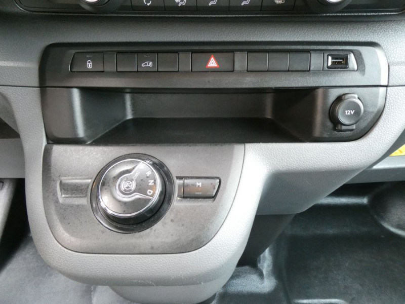 Photo 29 de l'offre de PEUGEOT EXPERT FOURGON 2.0 BlueHDi 145 EAT8 ASPHALT GPS Attel. Galerie 1ère Main 23450.H.T à 23450€ chez Mérignac auto