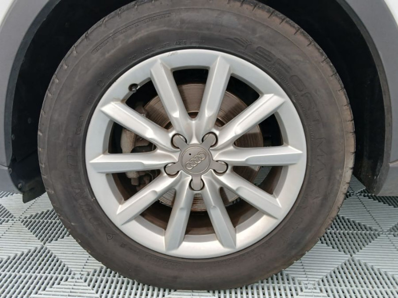 Photo 13 de l'offre de AUDI Q3 2.0 TDI 140 BVM6 AMBIENTE TOE GPS LED Radars à 13950€ chez Mérignac auto