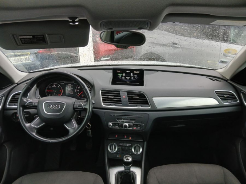 Photo 34 de l'offre de AUDI Q3 2.0 TDI 140 BVM6 AMBIENTE TOE GPS LED Radars à 13950€ chez Mérignac auto