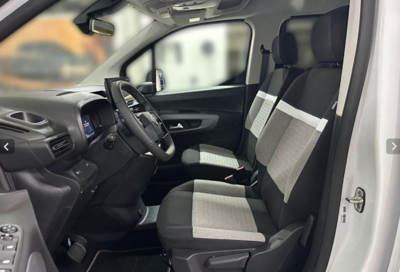 Photo 3 de l'offre de CITROEN BERLINGO 1.5 BlueHDi 130 EAT8 N1 MAX Camera à 27450€ chez Mérignac auto