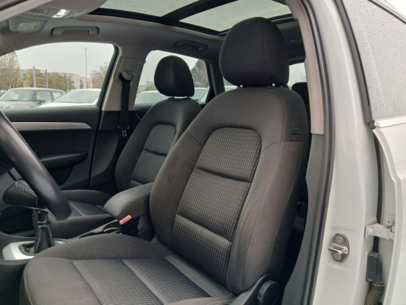 Photo 5 de l'offre de AUDI Q3 2.0 TDI 140 BVM6 AMBIENTE TOE GPS LED Radars à 13950€ chez Mérignac auto