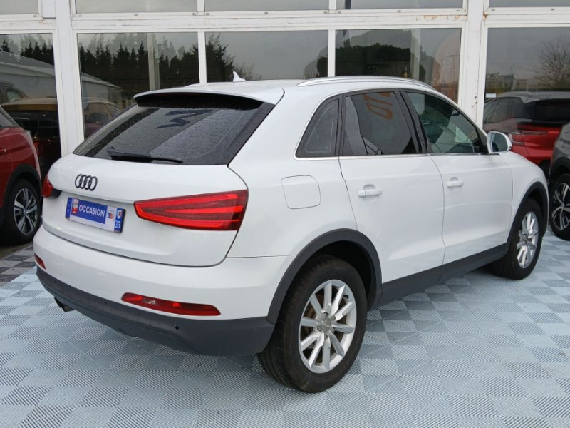 Photo 3 de l'offre de AUDI Q3 2.0 TDI 140 BVM6 AMBIENTE TOE GPS LED Radars à 13950€ chez Mérignac auto