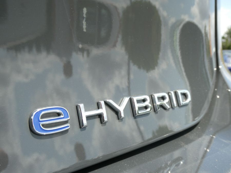 Photo 40 de l'offre de VOLKSWAGEN GOLF VIII 1.4 HYBRID 204 STYLE GPS ACC LED+ 1ère Main à 26950€ chez Mérignac auto