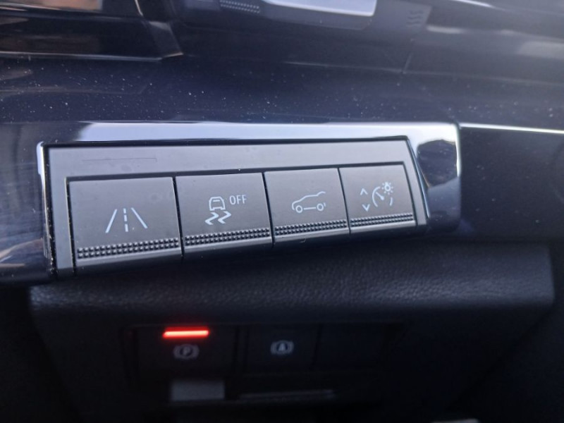 Photo 45 de l'offre de RENAULT AUSTRAL 1.2 E-TECH 200 FULL HYBRID ICONIC TOIT Pano Hayon EL Cam 360° JA20p à 32450€ chez Mérignac auto