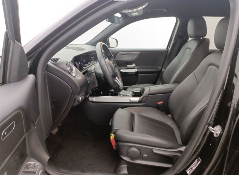 Photo 5 de l'offre de MERCEDES-BENZ GLB 200D 150 8G-Tronic 2WD BUSINESS SOLUTION Hayon EL. 7PL à 36490€ chez Mérignac auto