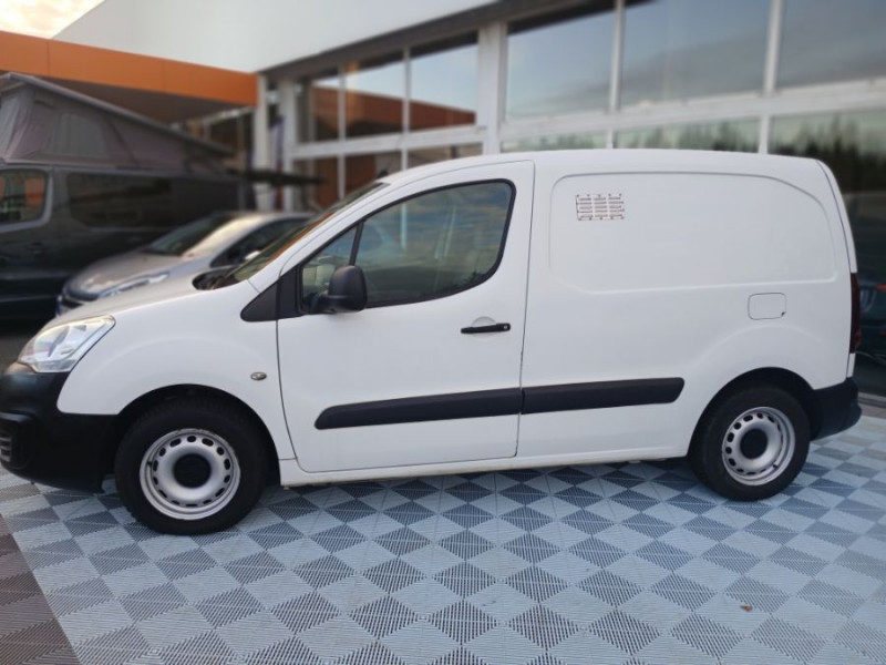 Photo 11 de l'offre de CITROEN BERLINGO FOURGON 1.6 BlueHDi 100 ETG6 CLUB GPS Casiers 10450 .H.T. à 10450€ chez Mérignac auto