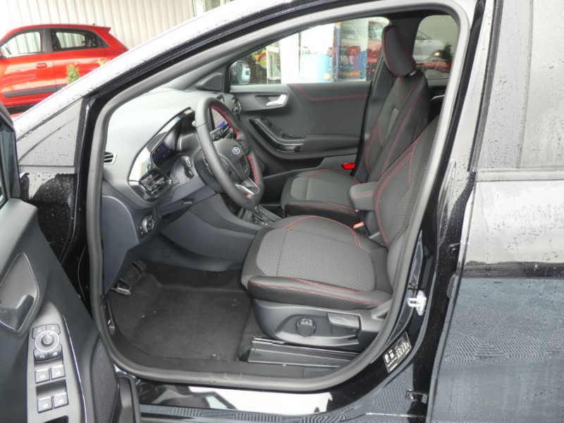 Photo 4 de l'offre de FORD PUMA 1.0 EcoBoost 155 DCT7 HYBRID MHEV ST LINE 3550€ d'Options -33% sous Neuf à 22950€ chez Mérignac auto