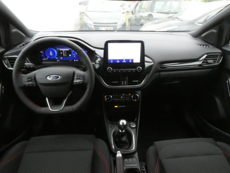 Photo 11 de l'offre de FORD PUMA 1.0 EcoBoost 155 DCT7 HYBRID MHEV ST LINE 3700€ d'Options -32% sous Neuf à 23450€ chez Mérignac auto