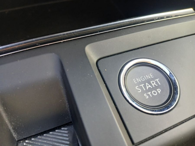 Photo 21 de l'offre de CITROEN C5 AIRCROSS NEW (2) 1.5 BlueHDi 130 EAT8 MAX Bi Ton à 25450€ chez Mérignac auto