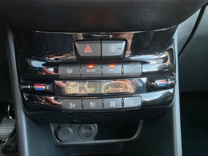 Photo 25 de l'offre de PEUGEOT 208 1.2 PureTech 82 ALLURE GPS JA Radar à 10450€ chez Mérignac auto