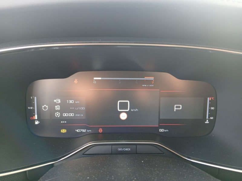 Photo 19 de l'offre de CITROEN C5 AIRCROSS NEW (2) 1.5 BlueHDi 130 EAT8 MAX à 25950€ chez Mérignac auto