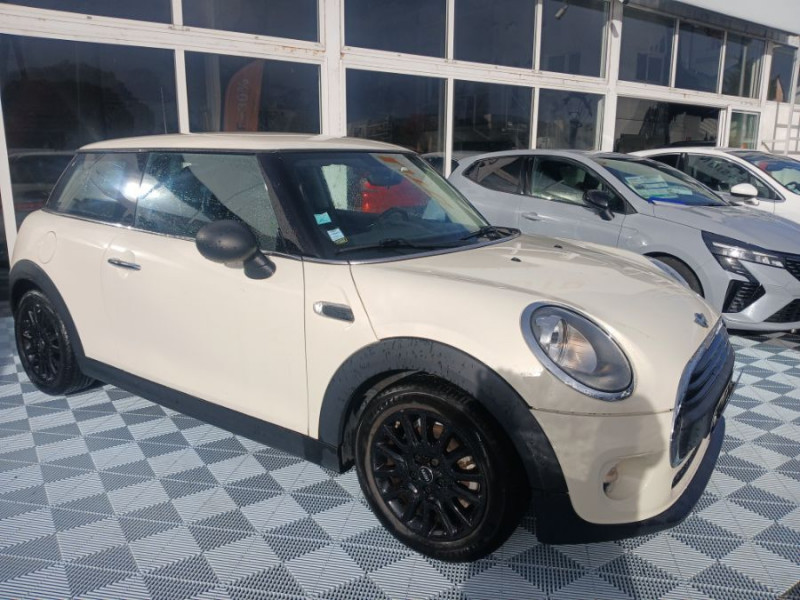 Photo 2 de l'offre de MINI MINI III ONE 102 BVM6 3P CLIM Bluetooth JA16p à 11450€ chez Mérignac auto
