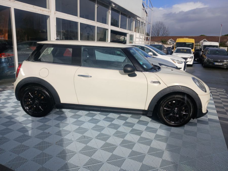 Photo 3 de l'offre de MINI MINI III ONE 102 BVM6 3P CLIM Bluetooth JA16p à 11450€ chez Mérignac auto