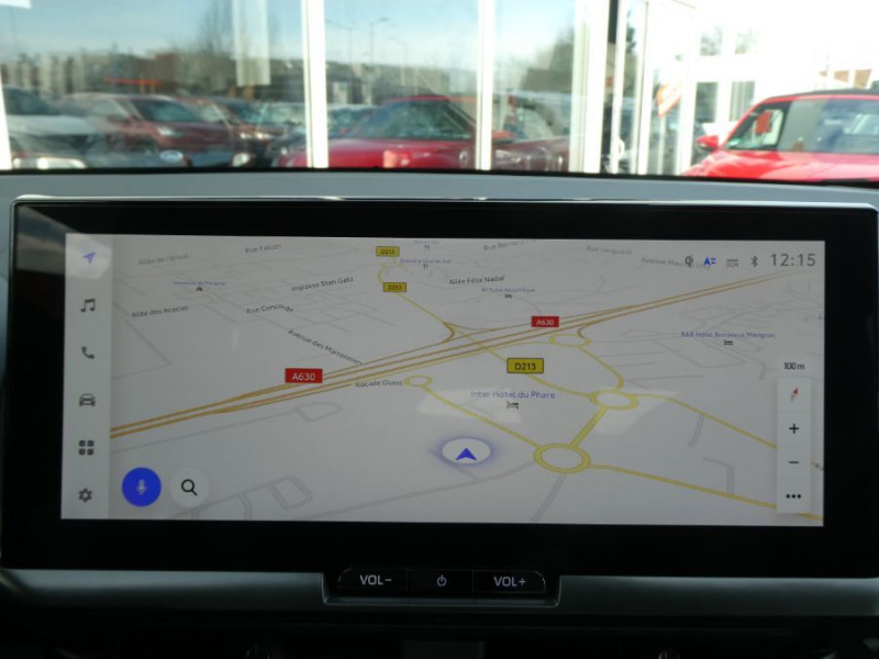 Photo 6 de l'offre de TOYOTA C-HR II 1.8 HYBRIDE 140 CVT 2WD DESIGN GPS 12.3 Camera JA18 Diam. Induction à 29950€ chez Mérignac auto