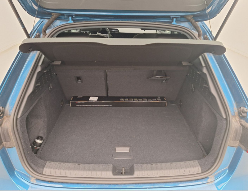 Photo 8 de l'offre de AUDI A3 SPORTBACK IV 35 TDI 150 S Tronic 7 PACK GPS Camera Radars 1ère Main à 25950€ chez Mérignac auto