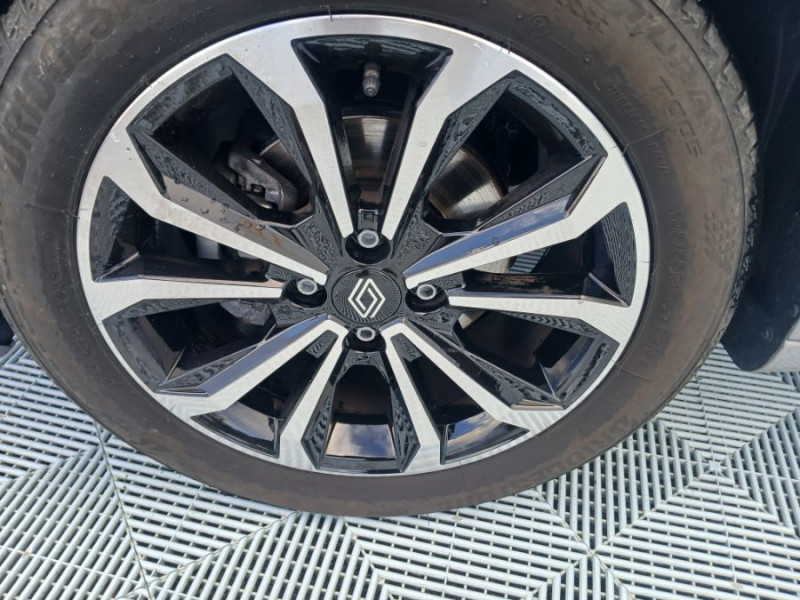 Photo 23 de l'offre de RENAULT CLIO V 0.9 TCe 90 BVM6 TECHNO GPS Camera JA16 à 18770€ chez Mérignac auto