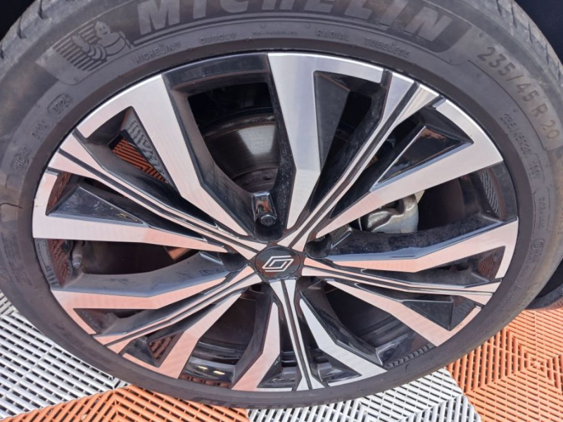 Photo 38 de l'offre de RENAULT AUSTRAL 1.2 E-TECH 200 FULL HYBRID ICONIC TOIT Pano Hayon EL Cam 360° JA20p à 32450€ chez Mérignac auto