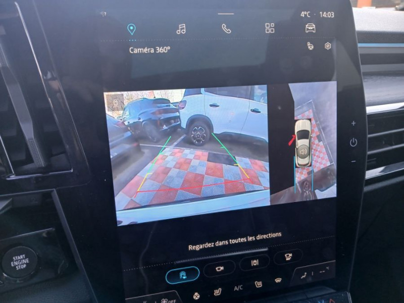 Photo 7 de l'offre de RENAULT AUSTRAL 1.2 E-TECH 200 FULL HYBRID ICONIC TOIT Pano Hayon EL Cam 360° JA20p à 32450€ chez Mérignac auto