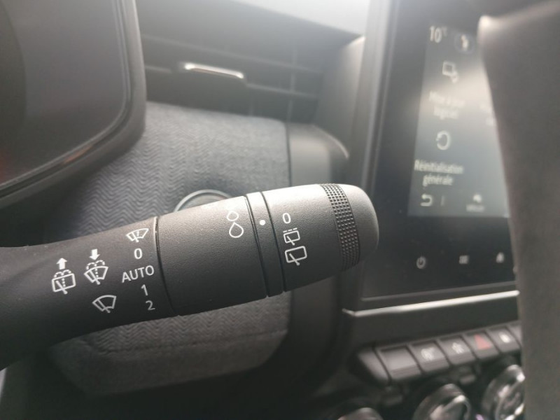 Photo 36 de l'offre de RENAULT CLIO V 0.9 TCe 90 BVM6 TECHNO GPS Camera JA16 à 18770€ chez Mérignac auto