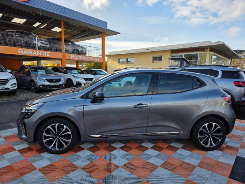 Photo 3 de l'offre de RENAULT CLIO V 0.9 TCe 90 BVM6 TECHNO GPS Camera JA16 à 18950€ chez Mérignac auto