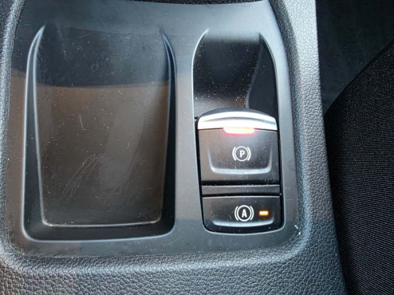 Photo 17 de l'offre de RENAULT CLIO V 0.9 TCe 90 BVM6 TECHNO GPS Camera JA16 à 18950€ chez Mérignac auto