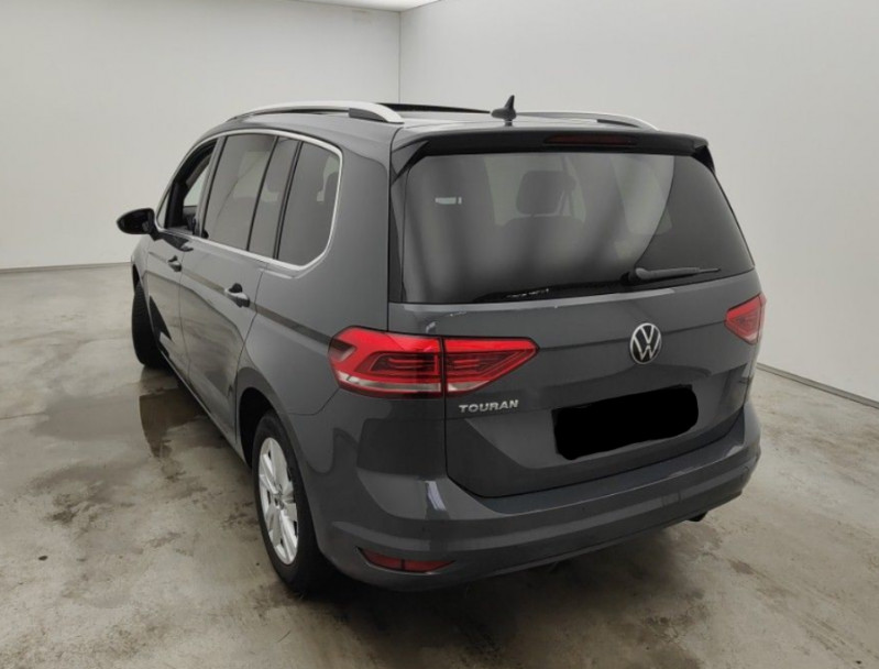 Photo 8 de l'offre de VOLKSWAGEN TOURAN III 2.0 TDI 115 DSG7 HIGHLINE CARAT Camera ACC SC TOIT Ouvrant 5PL 1ère Main à 27950€ chez Mérignac auto