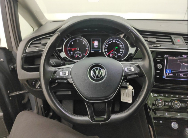 Photo 5 de l'offre de VOLKSWAGEN TOURAN III 2.0 TDI 115 DSG7 HIGHLINE CARAT Camera ACC SC TOIT Ouvrant 5PL 1ère Main à 27950€ chez Mérignac auto