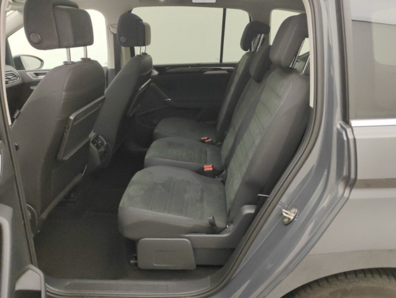 Photo 10 de l'offre de VOLKSWAGEN TOURAN III 2.0 TDI 115 DSG7 HIGHLINE CARAT Camera ACC SC TOIT Ouvrant 5PL 1ère Main à 27950€ chez Mérignac auto